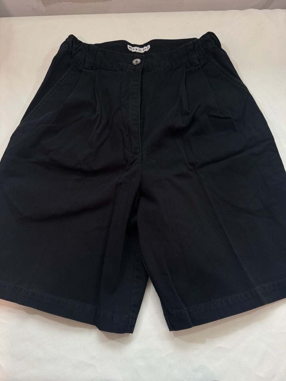 Vintage Nike Golf Black Pleated Bermuda Shorts Golfcore Women’s Size 10